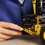 Конструктор LEGO TECHNIC 42209 Электрический колесный погрузчик Volvo L120, 973 детали